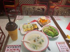 -赵财财·肠粉·煲仔饭(华润万象城店)