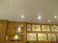 -吉布鲁牛排海鲜自助(龙湖北城天街购物广场店)