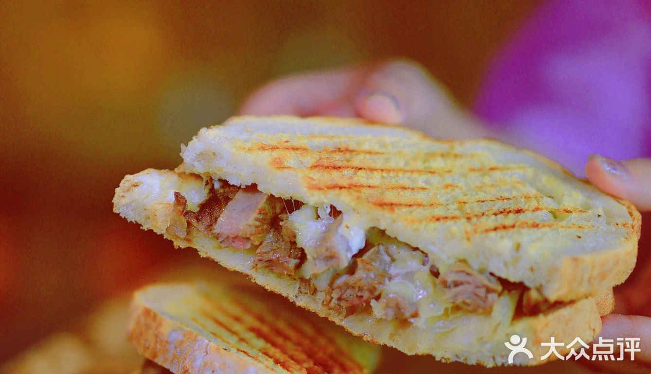 魔都探店 | 新晋网红西餐厅🔥 Bites&Brews