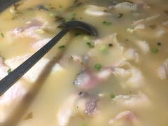 酸菜鱼微辣-鸭王烤鸭店(三里河店)