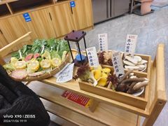 -阿婆情腊排骨火锅(金虹路店)
