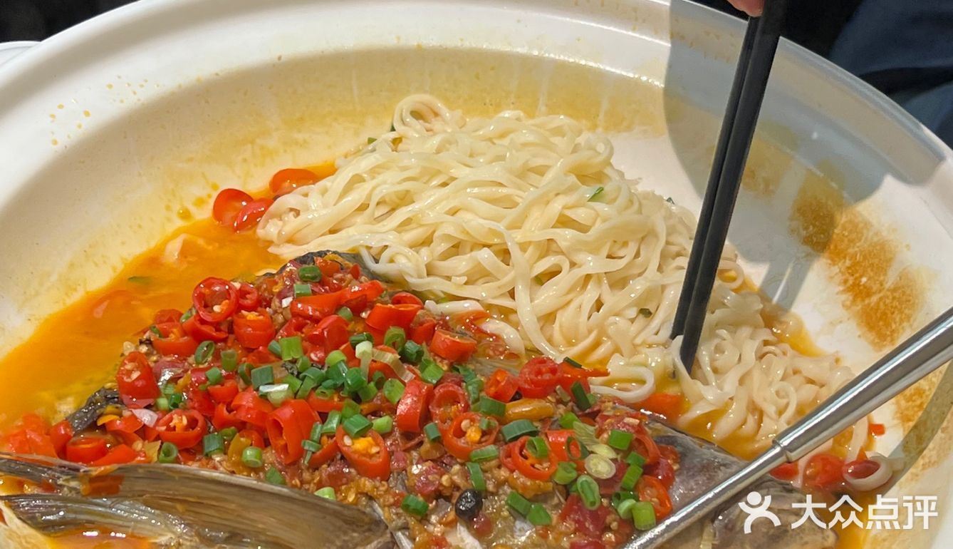 不愧是上海、长沙湘菜排队王