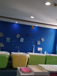 -海豚湾婴儿游泳(塘沽店)