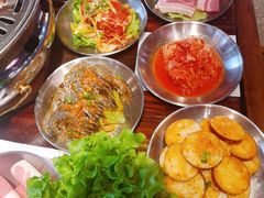 -悟能八戒烤肉自助(秦隆步行街店)