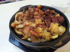 -赵家牛肉砂锅(台西三路店)