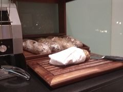 -亮马河饭店翠雅咖啡厅