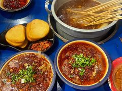 冒鸭血-马路边边串串香(双井直营店)