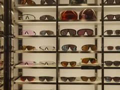 -LensCrafters亮视点·OAKLEY精选(静安嘉里中心店)