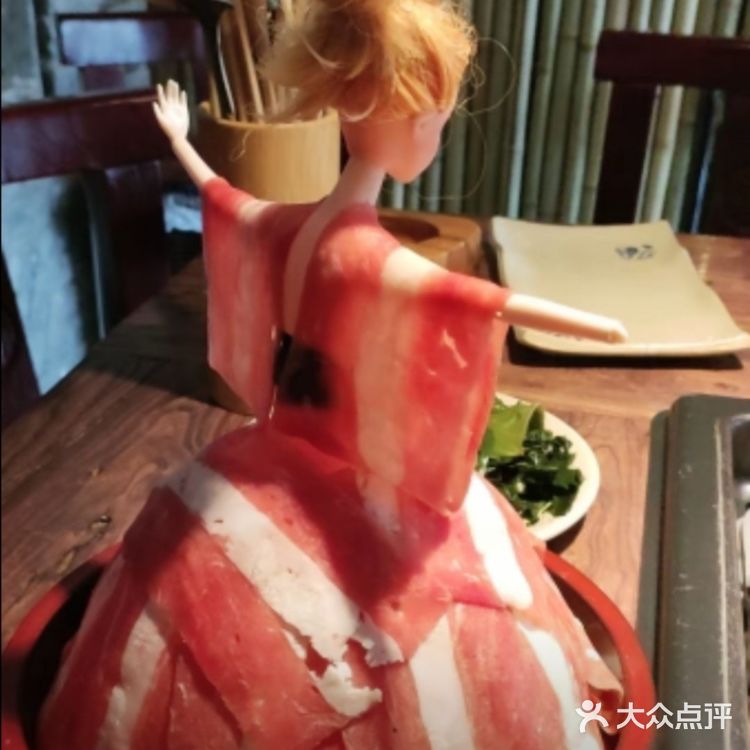门店精选食材源自八百里蜀地,每一样都是当日鲜