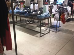-ZARA(凯德乐峰广场店)
