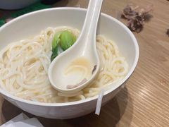 -蒙自源米线大王(花园城商场店)