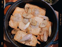 牛肝菌豆腐-七色云蔬食(喜邻里店)