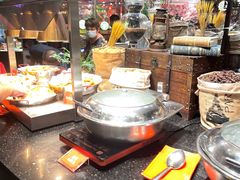 自助取餐区-四海一家自助餐(益田假日广场店)