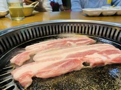 -豚豚猪村烤肉·韩国烤肉(总店)