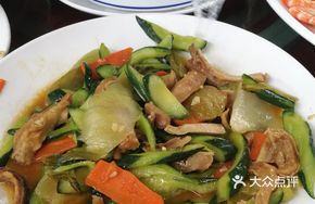 Cucumber and Pig's Trotter