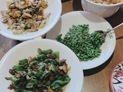 -新白鹿餐厅(城西银泰城店)