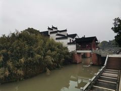 -八大山人梅湖景区