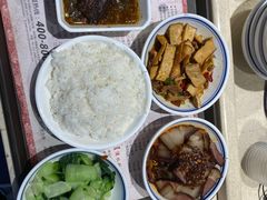 -毛家饭店(长沙南站店)