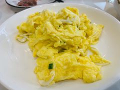 银鱼炒蛋-老苏州芳和园茶酒楼  传统苏帮菜(观前店)