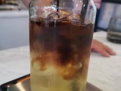 -red donkey coffee