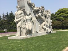 -上海市龙华烈士陵园
