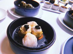 虾饺烧卖鸳鸯拼-广州富力丽思卡尔顿酒店·丽轩·粤菜
