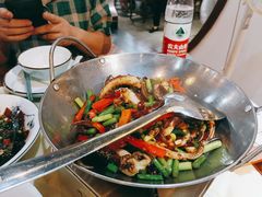 干锅深海鲜鱿-野渡坡·极致湘菜·庭院餐厅(汉阳店)