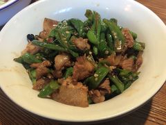白辣椒炒肉-炊烟小炒黄牛肉(中心印象城店)