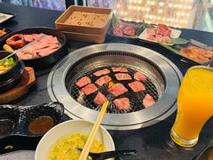 -和牛 烧肉寿喜烧涮锅 善(心斎橋店)