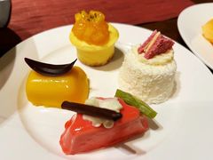 -大理实力希尔顿酒店•香全日制餐厅