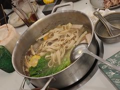 -喃喃椰·糟粕醋·椰子鸡火锅(七堡花园店)