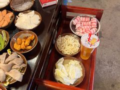 -渝井巷重庆老火锅(沈阳吉祥店)