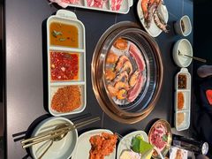 -梨花甄选自助烤肉(小寨原力场店)