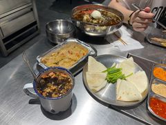 -马路牙子烧烤音乐酒馆(望京店)