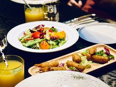 田园色拉配烤南瓜-C&R西班牙餐厅