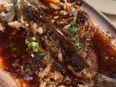 -八府香鸭·啫啫煲(华山路店)