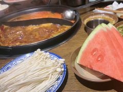 番茄驾鸯锅-萍姐火锅·公路夜市(打浦桥日月光店)
