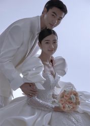 -AOROA·奥洛拉婚纱摄影·旅拍·礼服