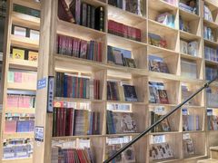 -新华书店(解放中路店)