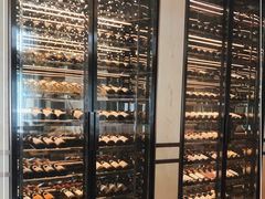 面包甜点陈列柜-上海虹桥宾馆味翠餐厅