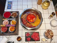 -卤校长老火锅(杨家坪直营店)