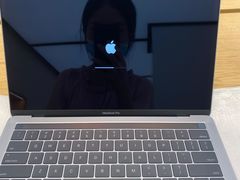 -Apple零售店(玄武湖店)