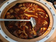肥肠鸡爪爪砂锅-马头巷·食景园(苏州总店)