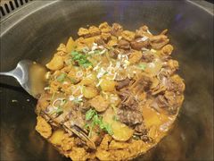 -山河屯铁锅炖·非遗东北菜(南山店)