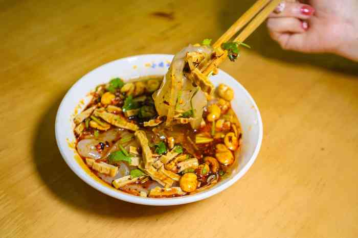 小媳妇凉粉(浑源店)-"很出名的店,特意来尝尝,第一次吃口感真不.