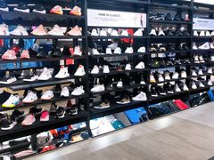 -adidas(正佳广场店)
