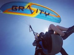 -费特希耶滑翔伞