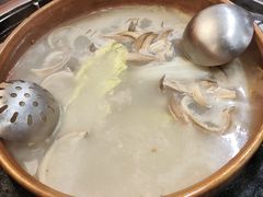 -阿山卓·野生菌火锅·纳西火塘烤肉