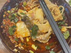 -乡土特色.冷锅鱼.牦牛肉汤锅