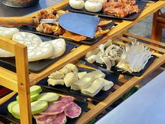 -阿昌白族石板烧·菌锅(大理古城店)